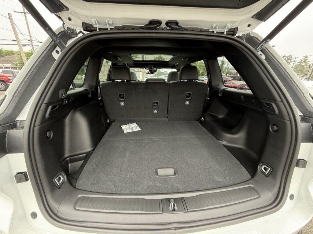 2025 Jeep Grand Cherokee Limited Crestwood KY