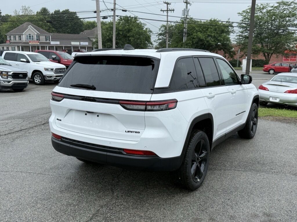 2025 Jeep Grand Cherokee Limited Crestwood KY