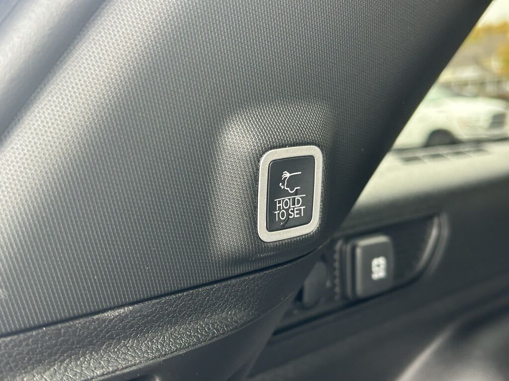 2025 Jeep Grand Cherokee Limited Crestwood KY