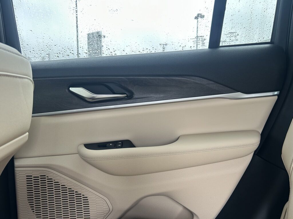 2025 Jeep Grand Cherokee Limited Crestwood KY