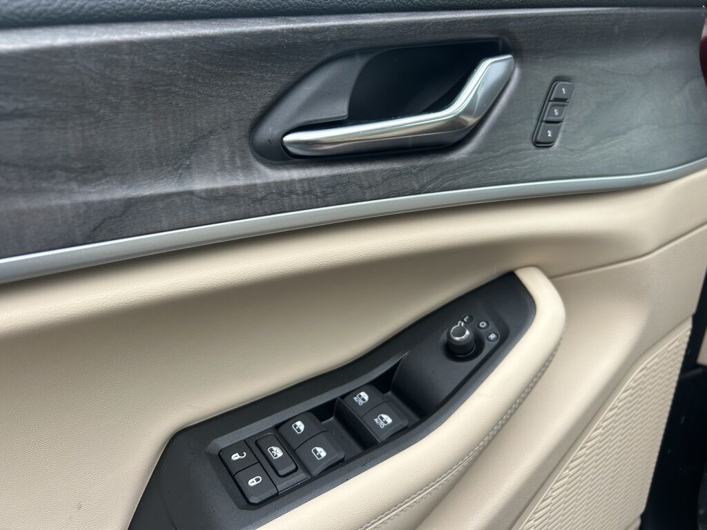 2025 Jeep Grand Cherokee Limited Crestwood KY