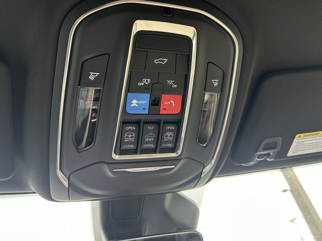 2025 Jeep Grand Cherokee Limited Crestwood KY