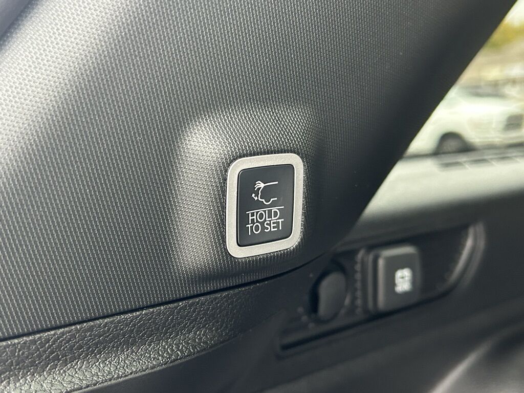 2025 Jeep Grand Cherokee Limited Crestwood KY