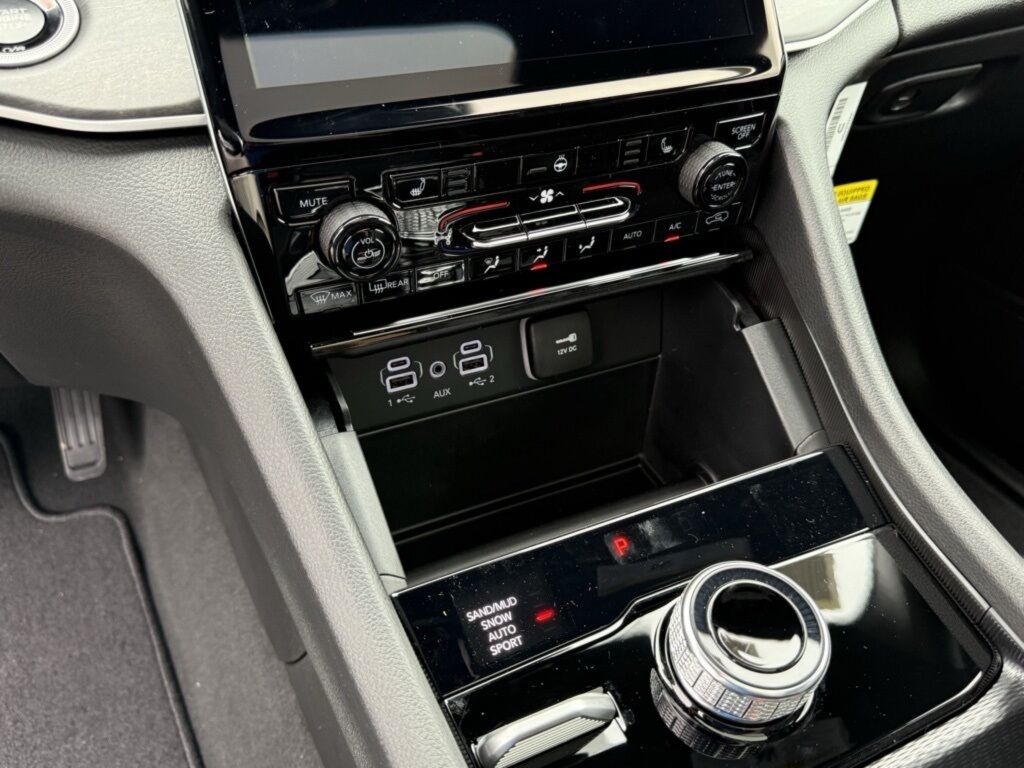 2025 Jeep Grand Cherokee Limited Crestwood KY