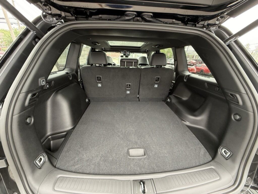 2025 Jeep Grand Cherokee Limited Crestwood KY