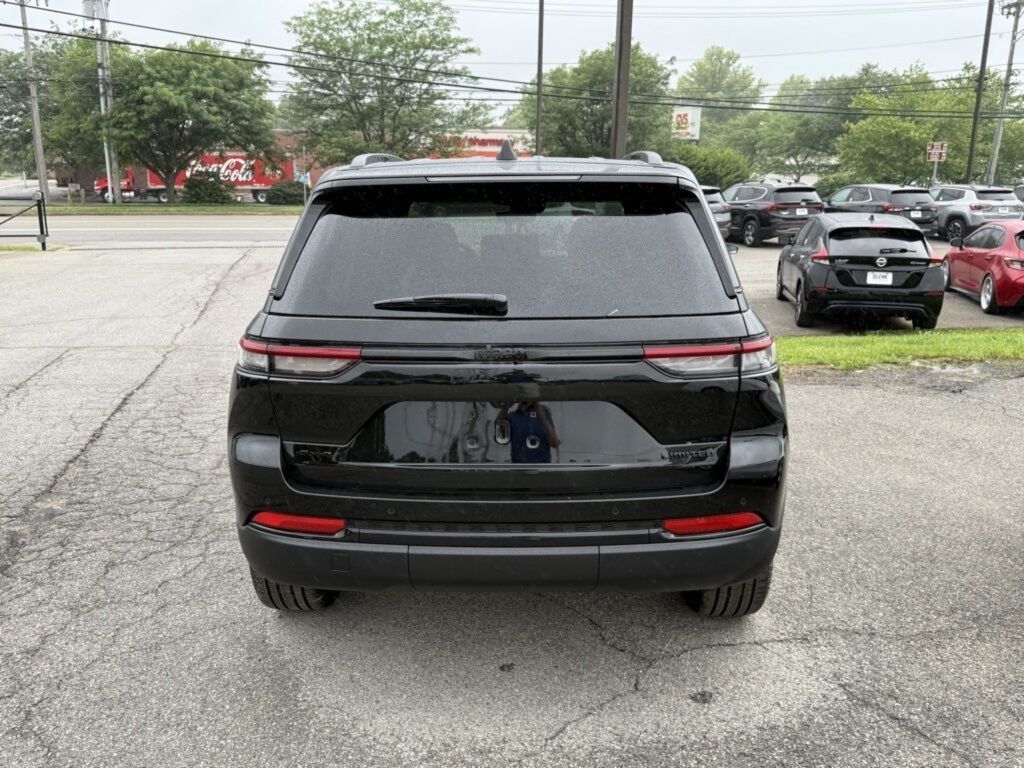 2025 Jeep Grand Cherokee Limited Crestwood KY