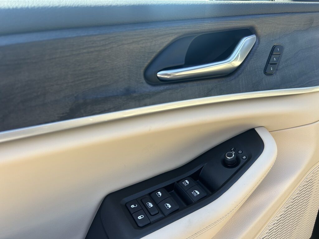 2025 Jeep Grand Cherokee Limited Crestwood KY