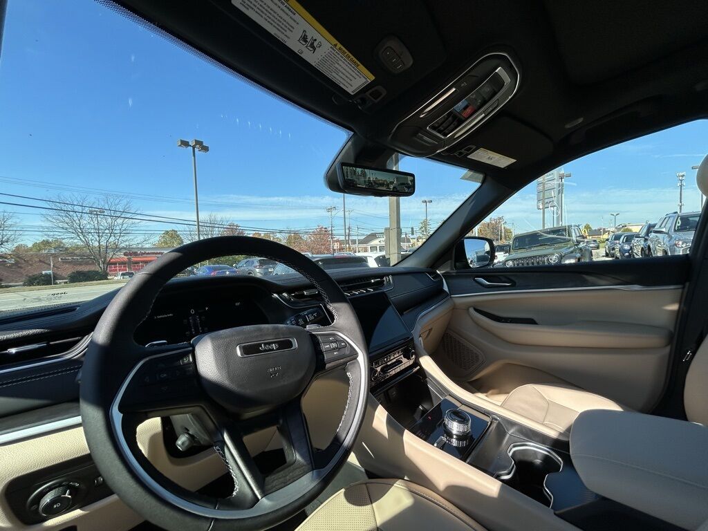 2025 Jeep Grand Cherokee Limited Crestwood KY