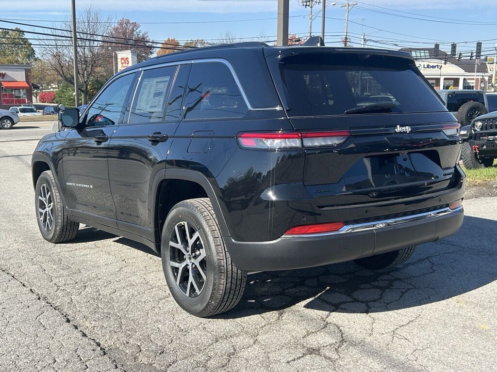 2025 Jeep Grand Cherokee Limited Crestwood KY