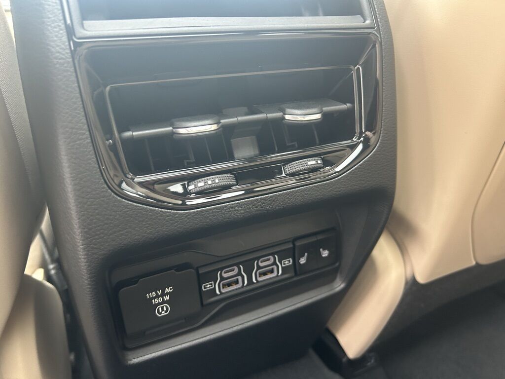 2025 Jeep Grand Cherokee Limited Crestwood KY