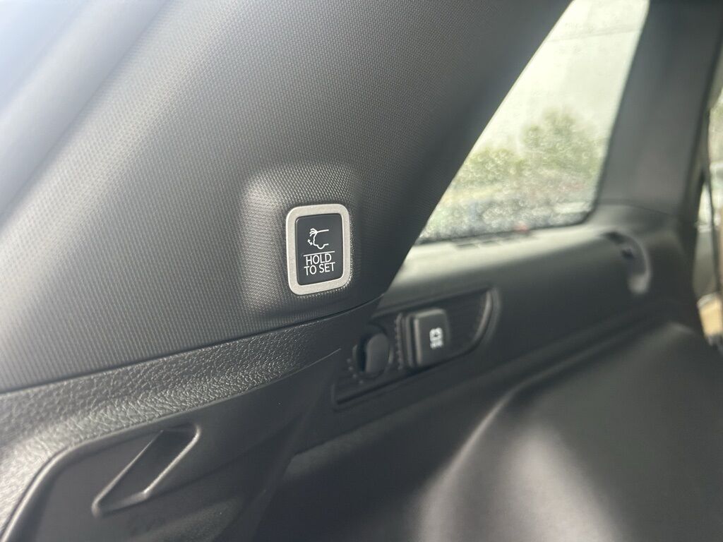 2025 Jeep Grand Cherokee Limited Crestwood KY