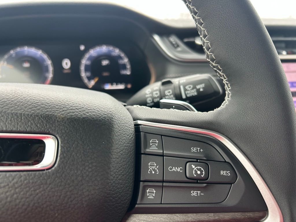 2025 Jeep Grand Cherokee Limited Crestwood KY