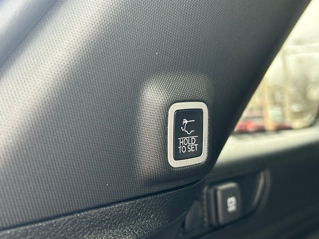 2025 Jeep Grand Cherokee Limited Crestwood KY