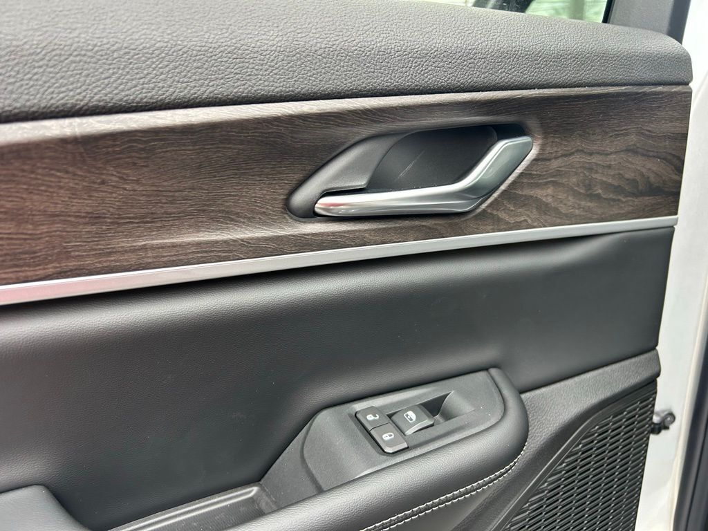 2025 Jeep Grand Cherokee Limited Crestwood KY