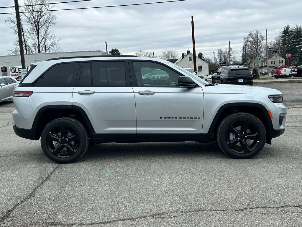 2025 Jeep Grand Cherokee Limited Crestwood KY
