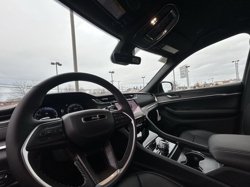 2025 Jeep Grand Cherokee Limited Crestwood KY