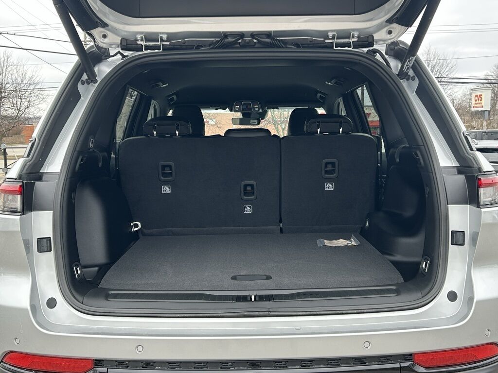 2025 Jeep Grand Cherokee Limited Crestwood KY