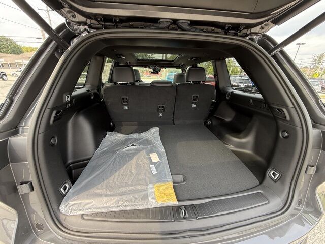 2025 Jeep Grand Cherokee Limited Crestwood KY