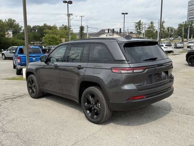 2025 Jeep Grand Cherokee Limited Crestwood KY
