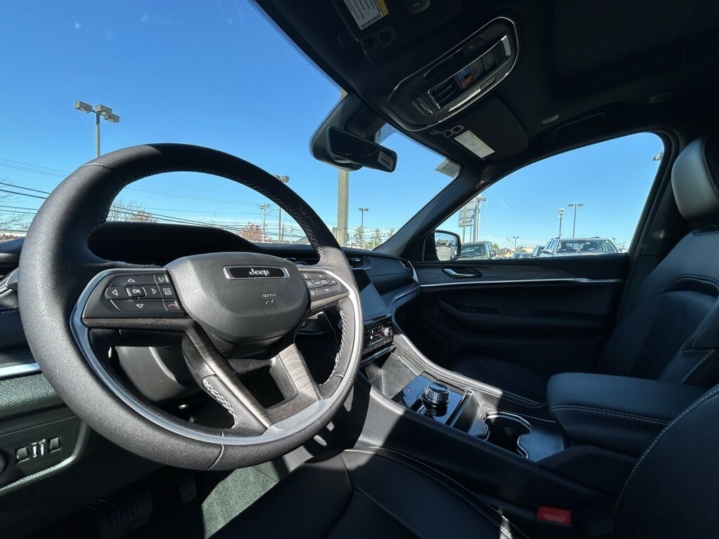 2025 Jeep Grand Cherokee Limited Crestwood KY