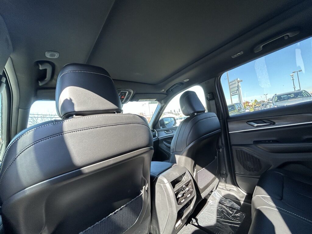 2025 Jeep Grand Cherokee Limited Crestwood KY