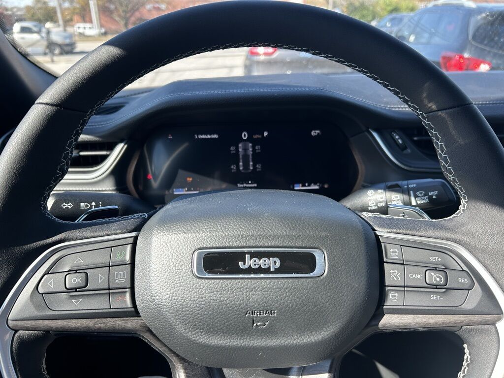 2025 Jeep Grand Cherokee Limited Crestwood KY