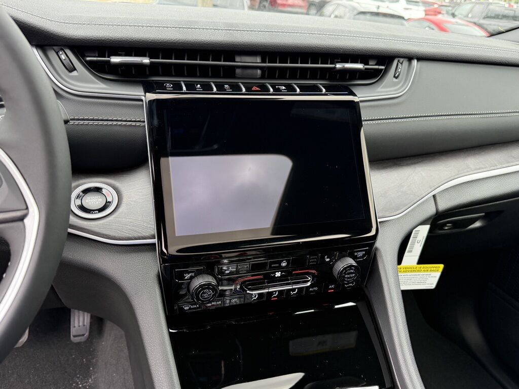 2025 Jeep Grand Cherokee Limited Crestwood KY