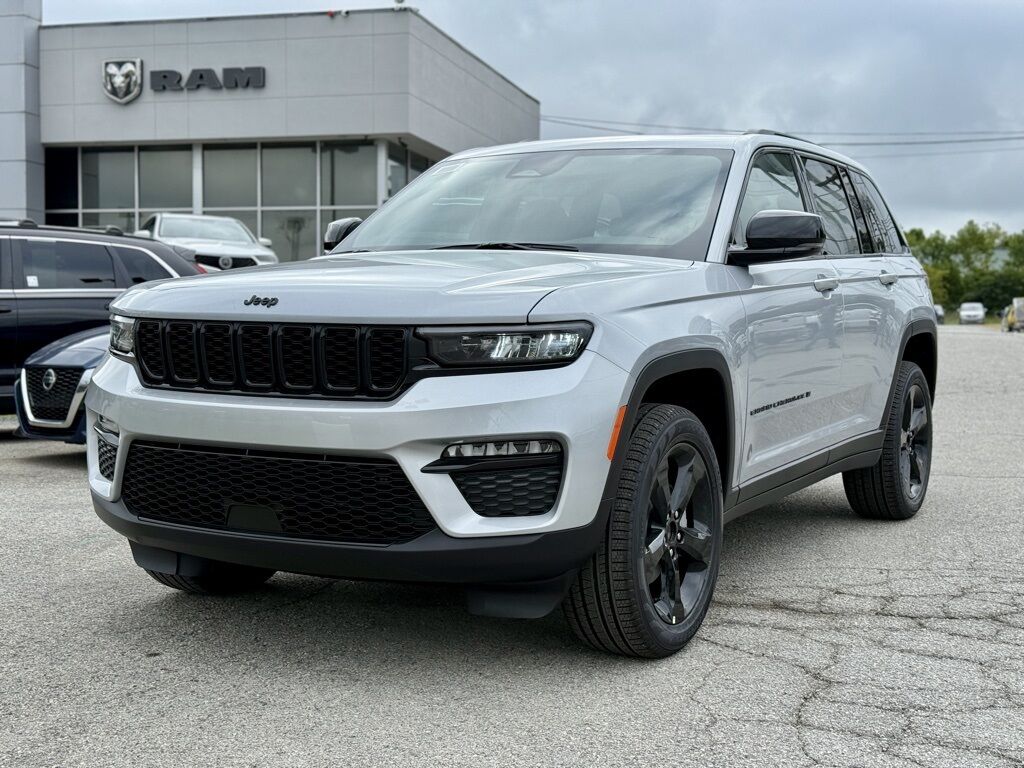 2025 Jeep Grand Cherokee Limited Crestwood KY