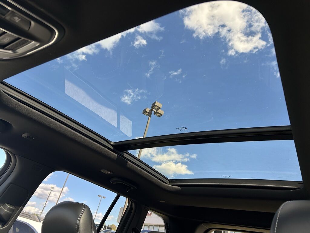 2025 Jeep Grand Cherokee Limited Crestwood KY