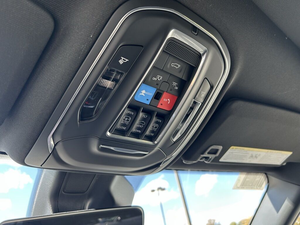 2025 Jeep Grand Cherokee Limited Crestwood KY