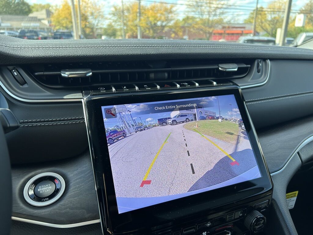 2025 Jeep Grand Cherokee Limited Crestwood KY