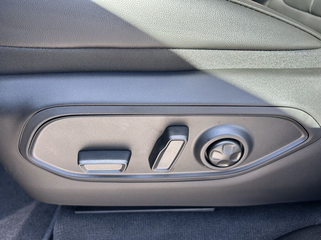 2025 Jeep Grand Cherokee Limited Crestwood KY