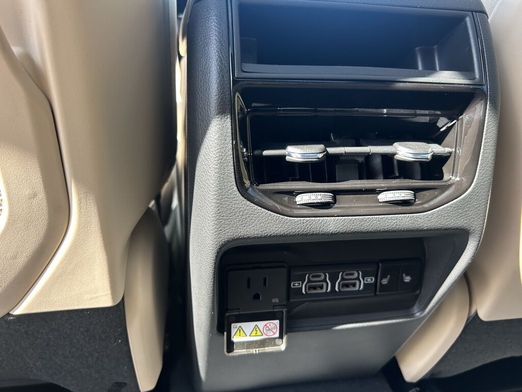 2025 Jeep Grand Cherokee Limited Crestwood KY