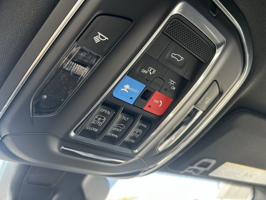 2025 Jeep Grand Cherokee Limited Crestwood KY