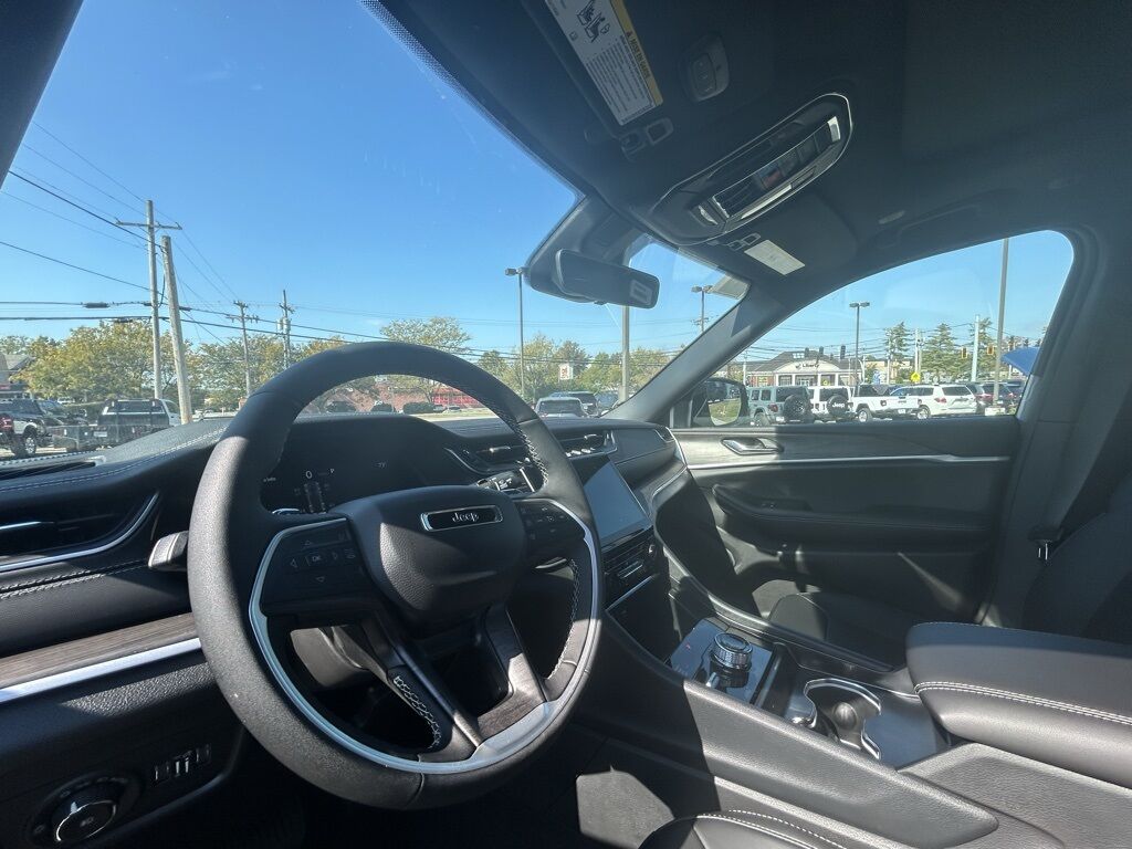 2025 Jeep Grand Cherokee Limited Crestwood KY