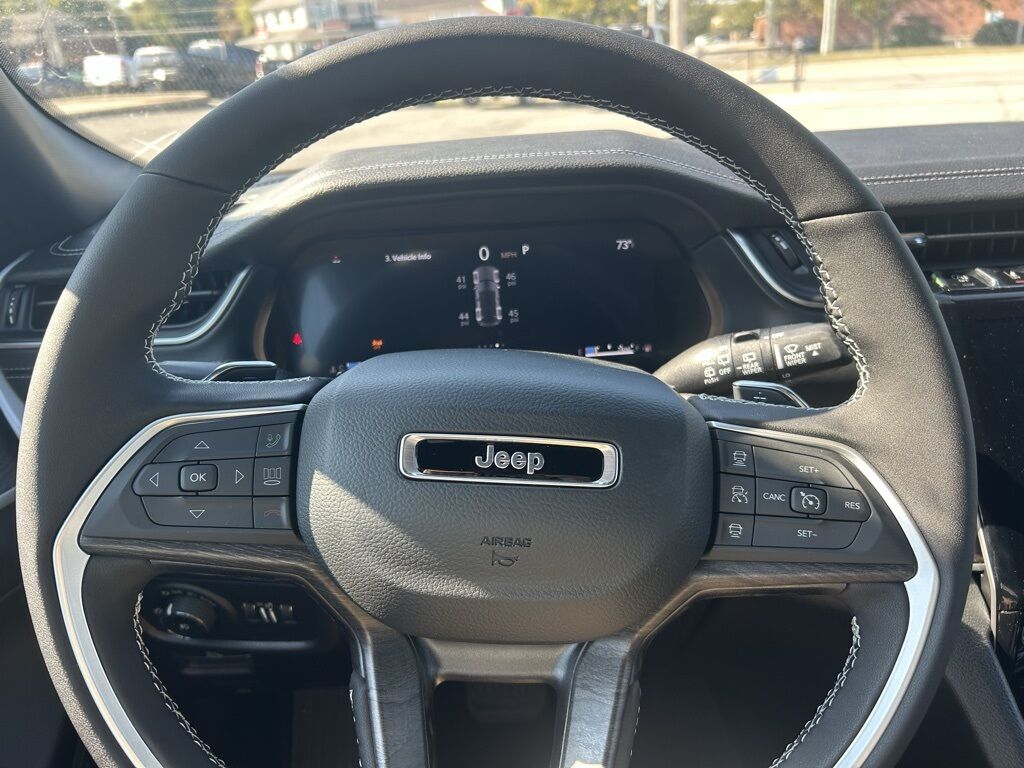 2025 Jeep Grand Cherokee Limited Crestwood KY
