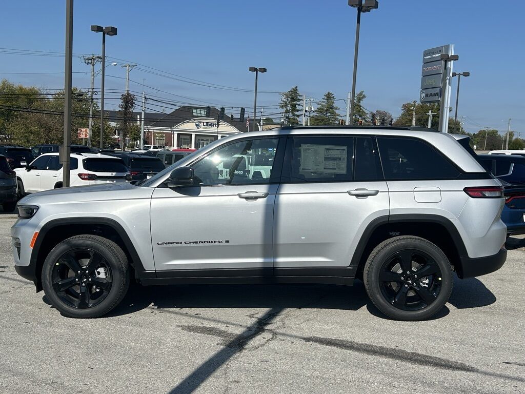 2025 Jeep Grand Cherokee Limited Crestwood KY