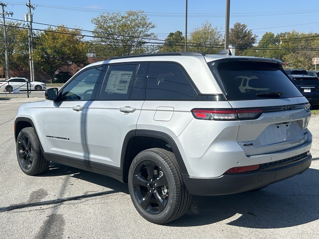 2025 Jeep Grand Cherokee Limited Crestwood KY