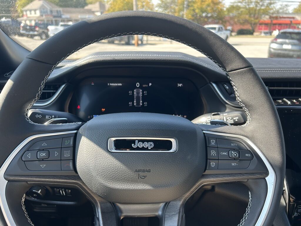 2025 Jeep Grand Cherokee Limited Crestwood KY