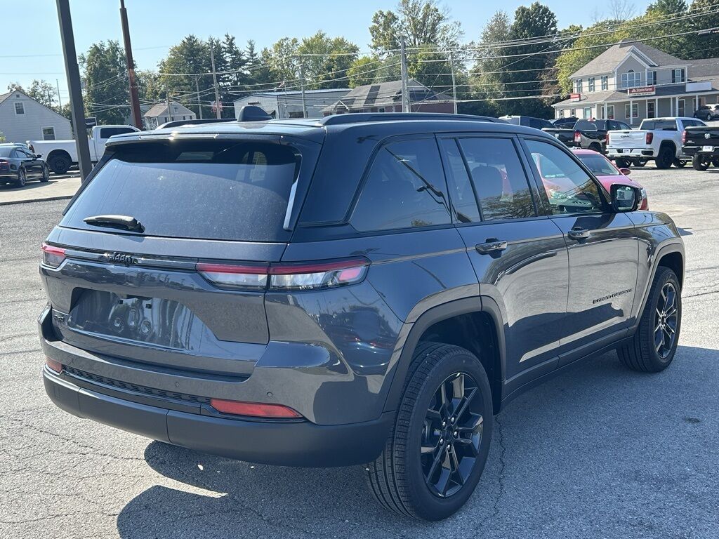 2025 Jeep Grand Cherokee Limited Crestwood KY