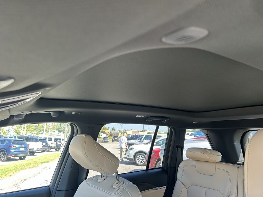 2025 Jeep Grand Cherokee Limited Crestwood KY