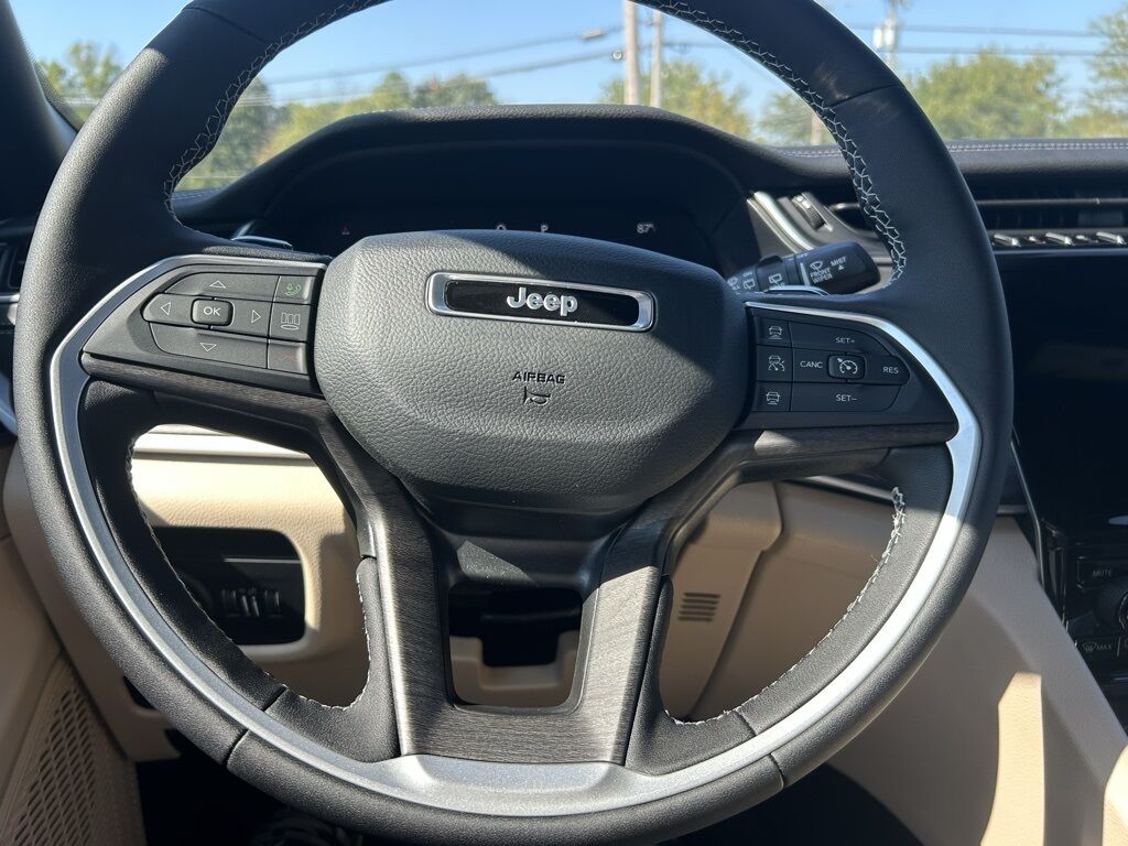 2025 Jeep Grand Cherokee Limited Crestwood KY