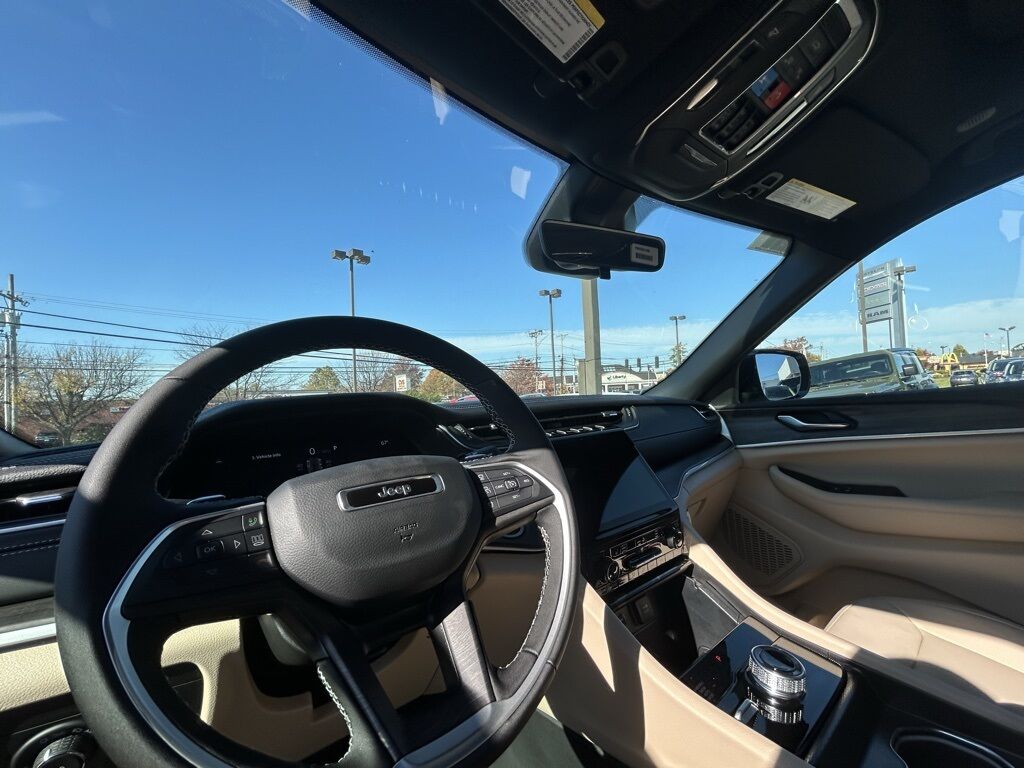 2025 Jeep Grand Cherokee Limited Crestwood KY