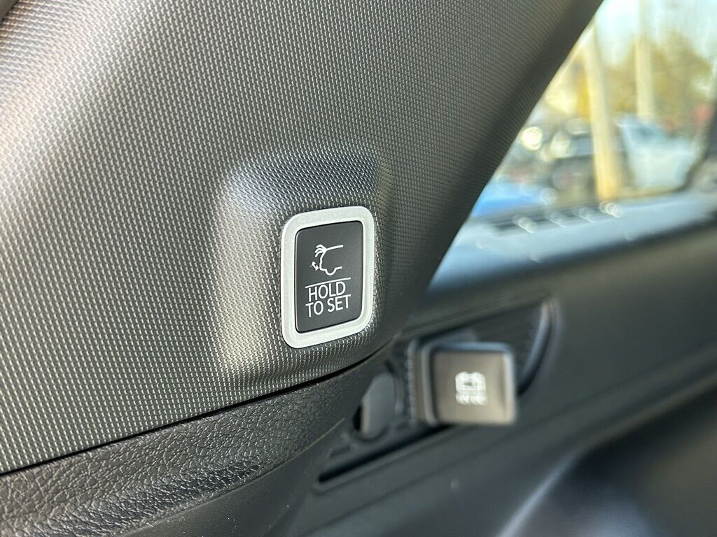 2025 Jeep Grand Cherokee Limited Crestwood KY