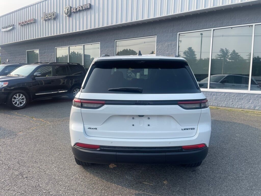 2025 Jeep Grand Cherokee Limited Orange MA