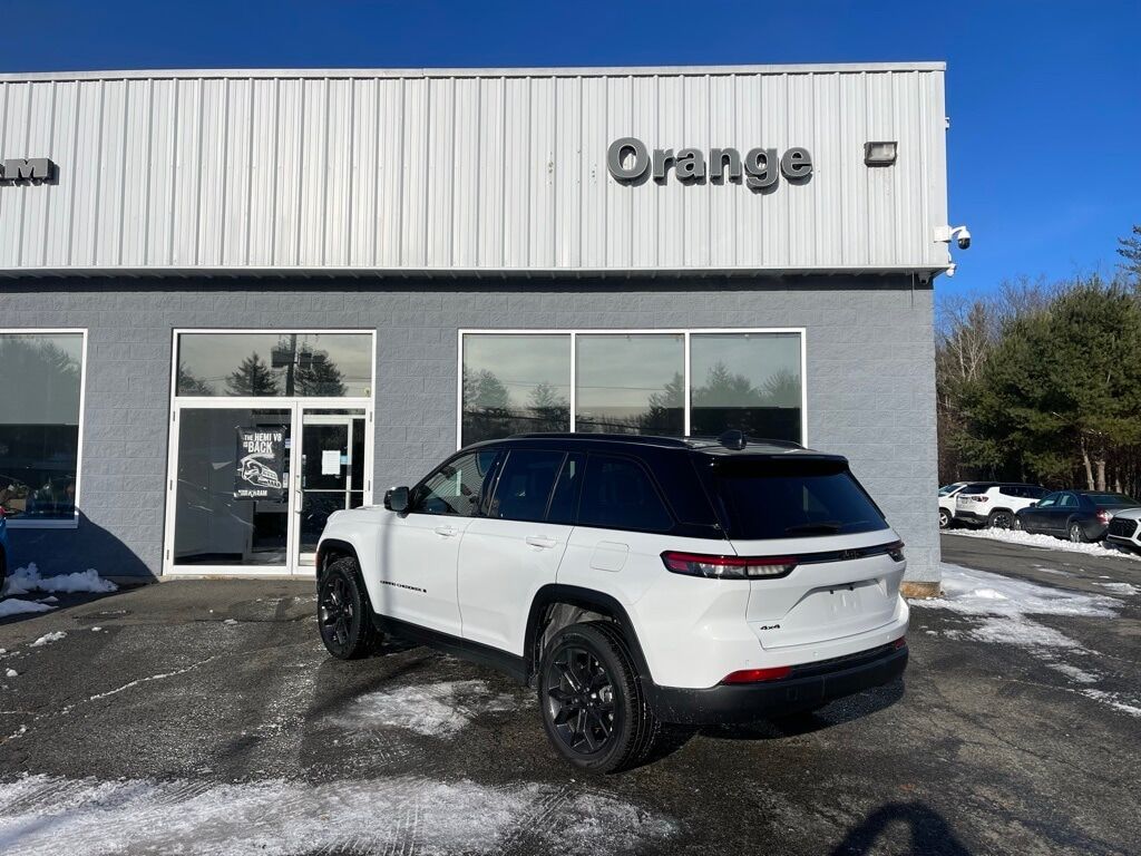 2025 Jeep Grand Cherokee Limited Orange MA