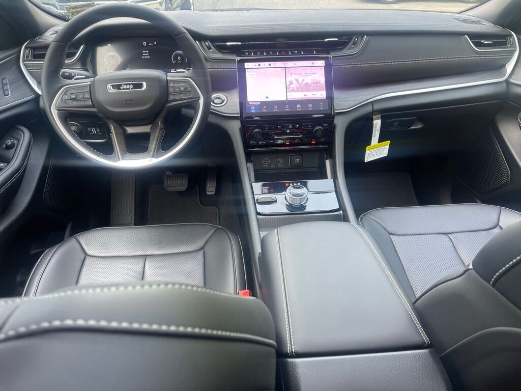 2025 Jeep Grand Cherokee Limited Orange MA