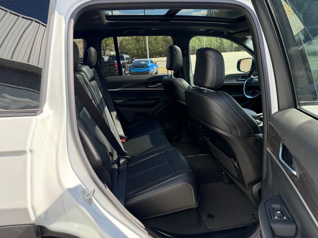 2025 Jeep Grand Cherokee Limited Orange MA
