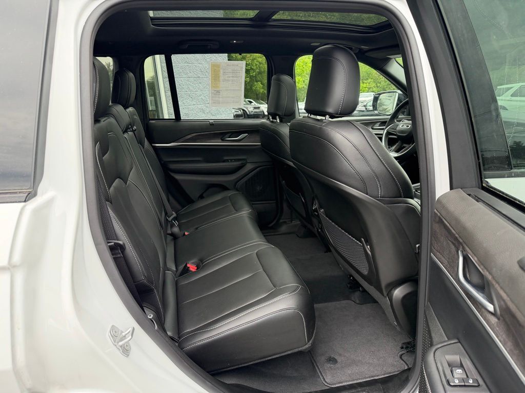 2025 Jeep Grand Cherokee Limited Orange MA