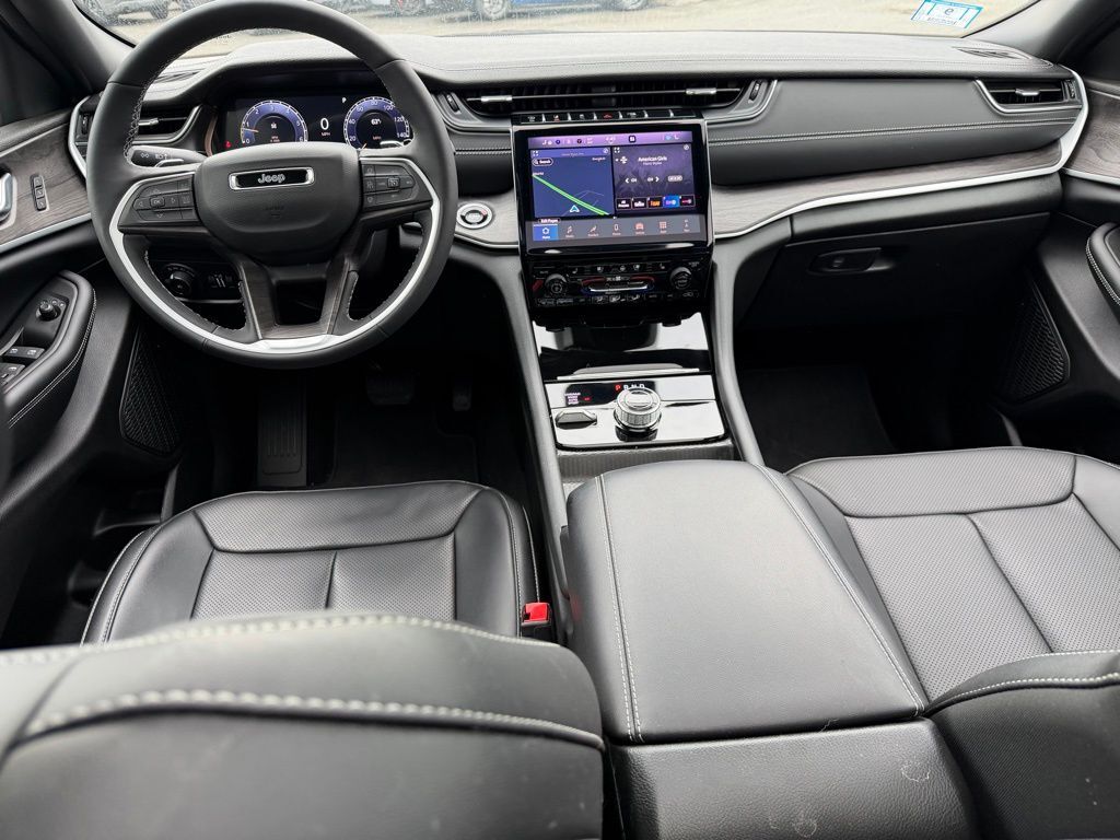 2025 Jeep Grand Cherokee Limited Orange MA